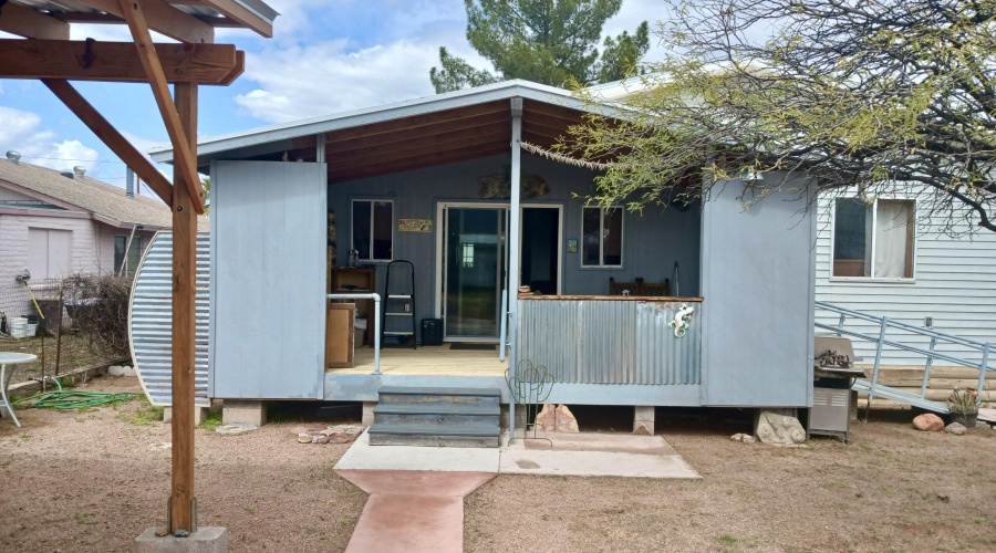 Rear patio + cabana