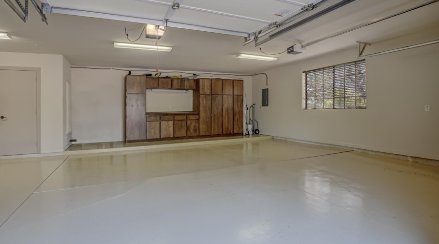 Three car garage