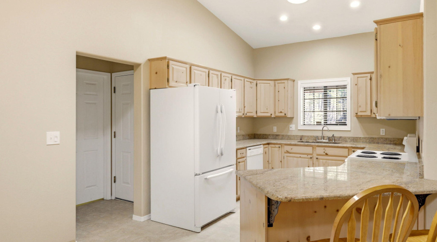 Kitchen (1)