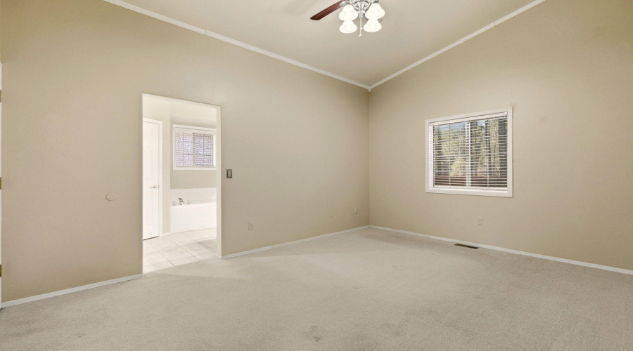 Primary Bedroom (1)