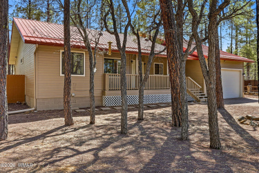6141 Kaibab Court, Pinetop, Arizona 85935, Bedrooms, ,Bathrooms,Residential,For Sale,Kaibab,259941