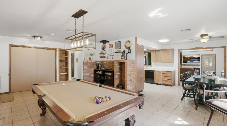mls-ridge_dr_002
