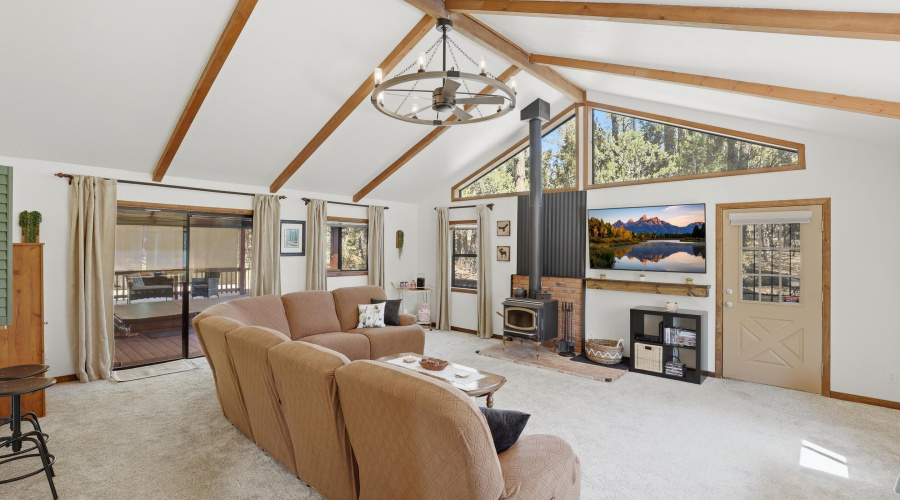 mls-ridge_dr_006