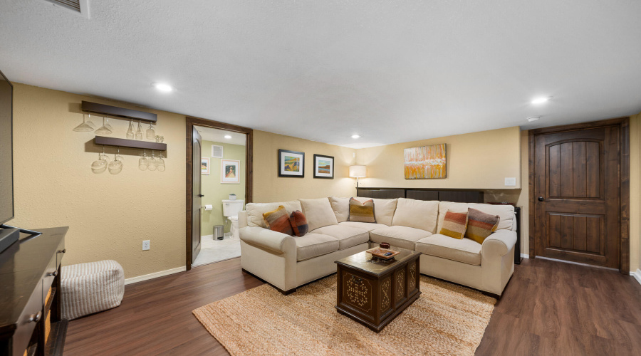 Guest Quarters Living Room