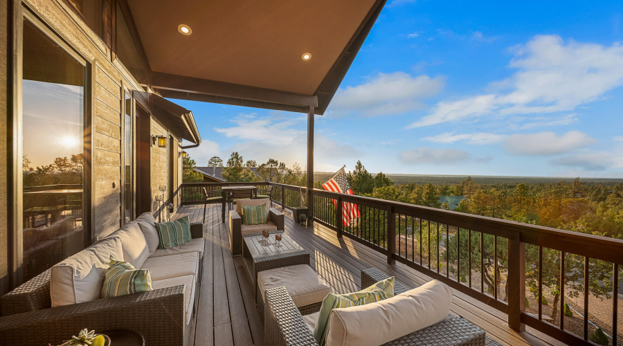 Expansive Front Deck