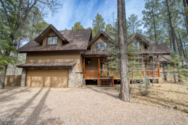 2912 Woodpecker Lane, Pinetop, Arizona 85935, Bedrooms, ,Bathrooms,Residential,For Sale,Woodpecker,259955