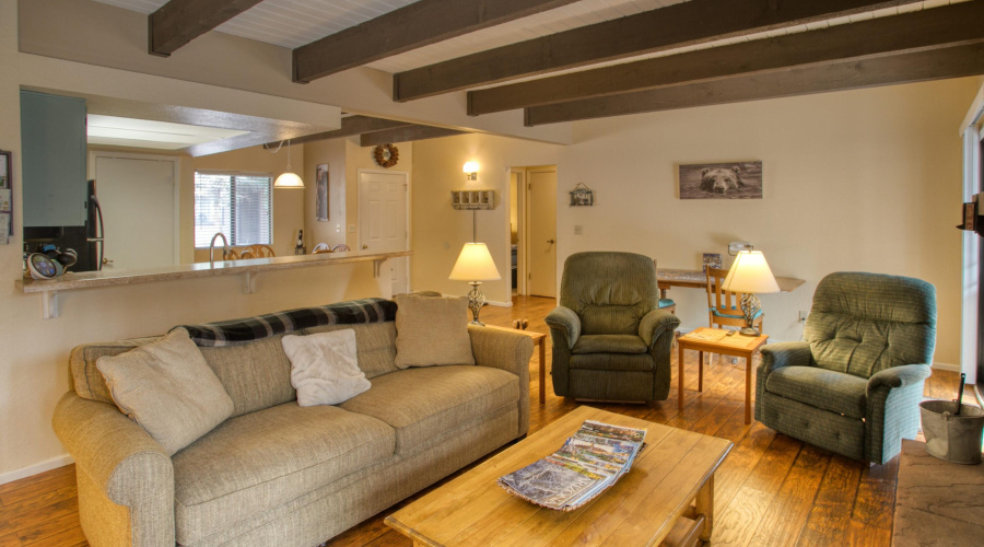 Fully furnished condo in Pinetop, AZ