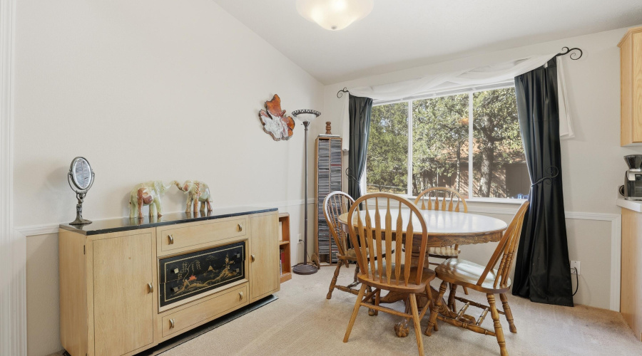Dining Room (1)