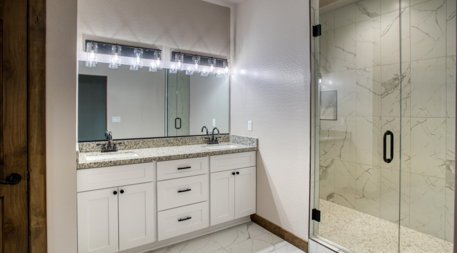 PRIMARY ENSUITE