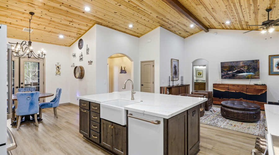 2583GreensPeakLn-PinetopLakeside-AZ-18