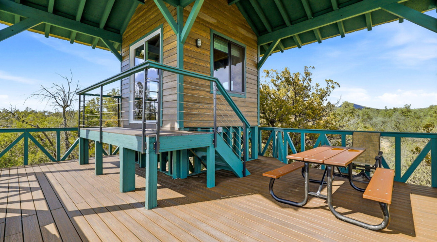 Treehs Guest Qtr