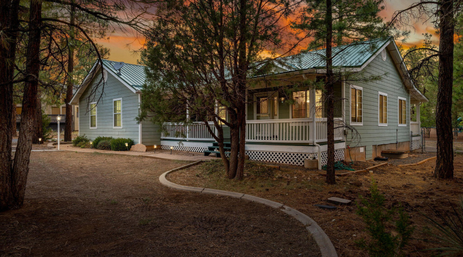 2236CrossCountryRd-HeberOvergaard-AZ-Twi