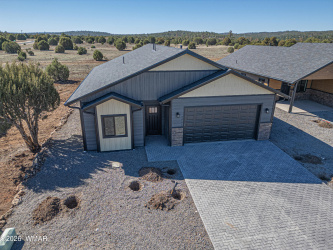 2041 Rimstone Drive, Show Low, Arizona 85901, Bedrooms, ,Bathrooms,Residential,For Sale,Rimstone,260030