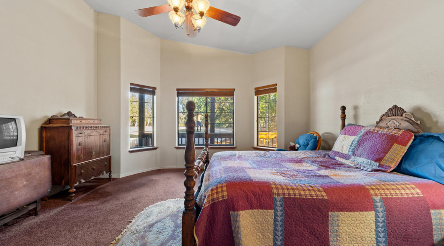 Front Primary Bedroom 2