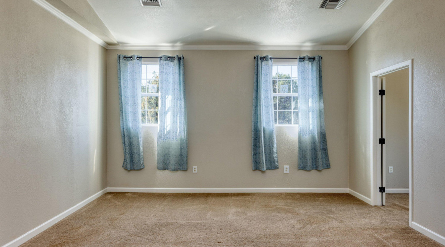 2nd Floor Living Room