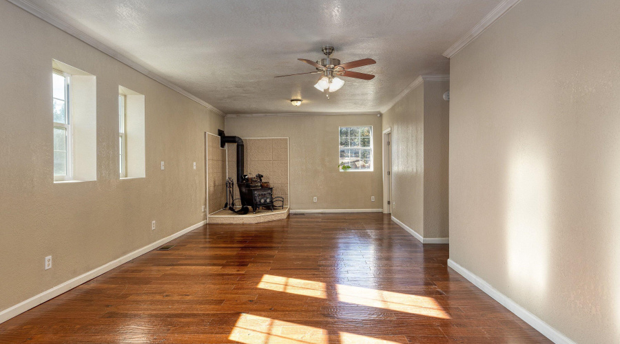 1st Floor Living Room