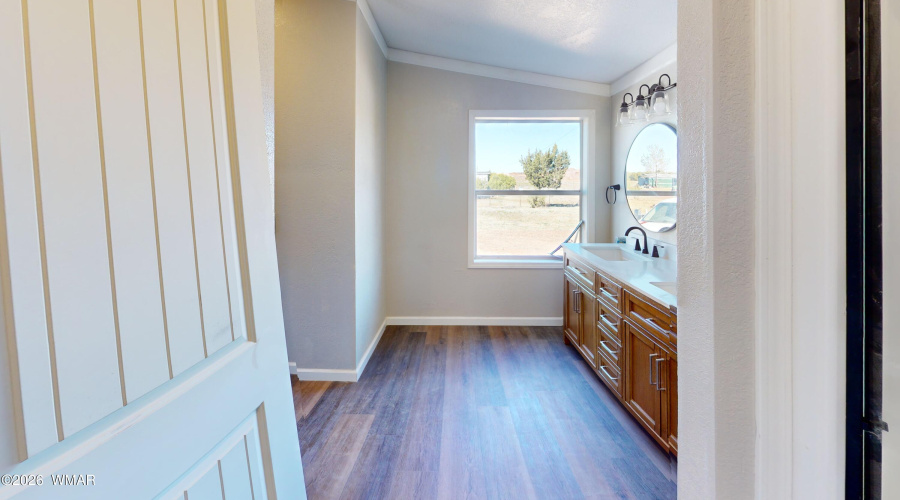 8758-Bruce-Dr-Bathroom