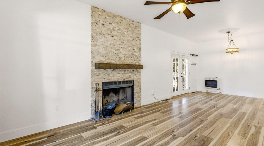 2232ForestParkDr-HeberOvergaard-AZ-7