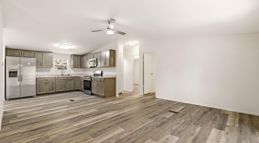 Living Room/Kitchen