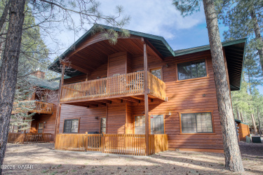 2530 Village Court, Pinetop, Arizona 85935, Bedrooms, ,Bathrooms,Residential,For Sale,Village,260190