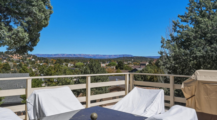 Deck with Views!