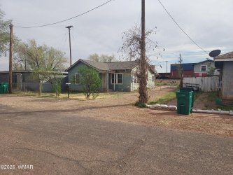 913 First Street, Winslow, Arizona 86047, Bedrooms, ,Bathrooms,Residential,For Sale,First,260287