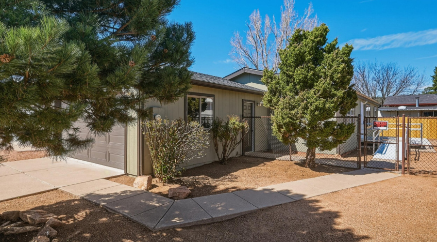 312 Cedar