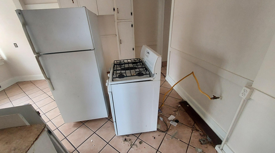 Kitchen in progress 3