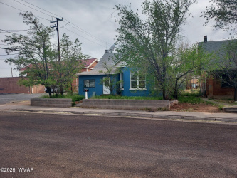 113 Fourth Street, Winslow, Arizona 86047, Bedrooms, ,Bathrooms,Residential,For Sale,Fourth,260288