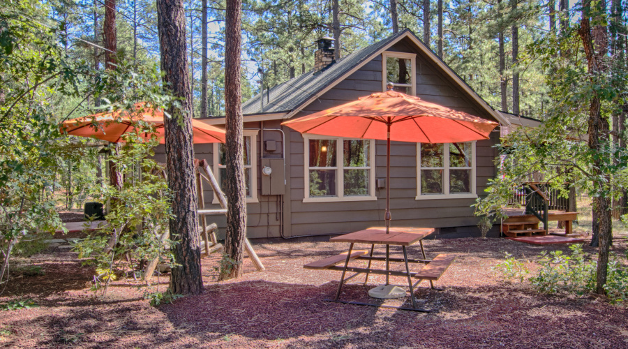 Charming Cabin