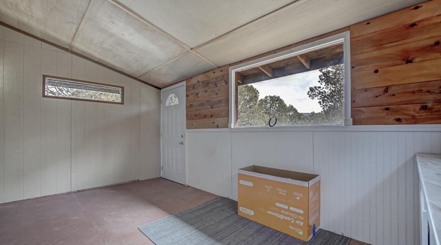 Laundry/Sun room
