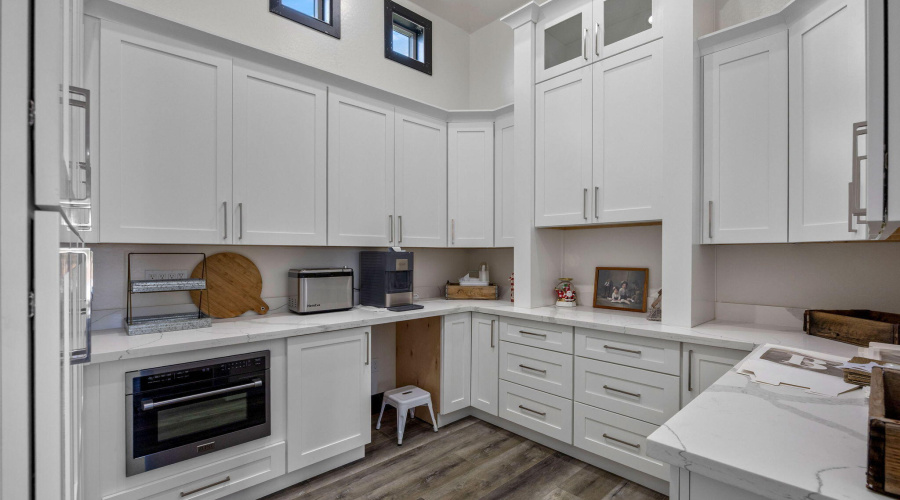 Butler Pantry