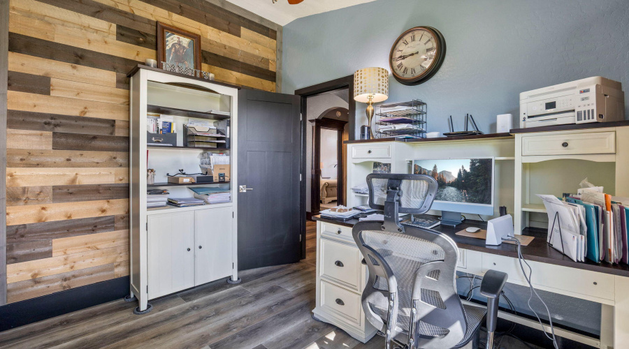 3rd Bedroom / Office