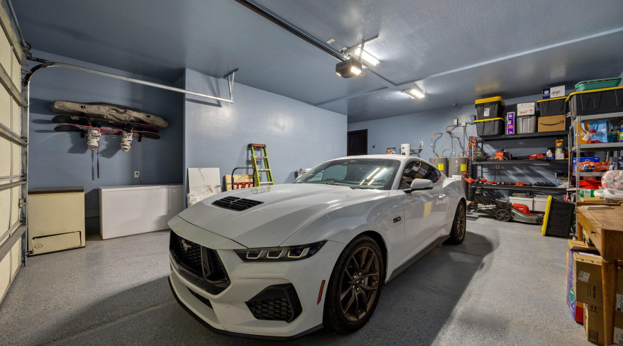 Attached 2 Car Garage
