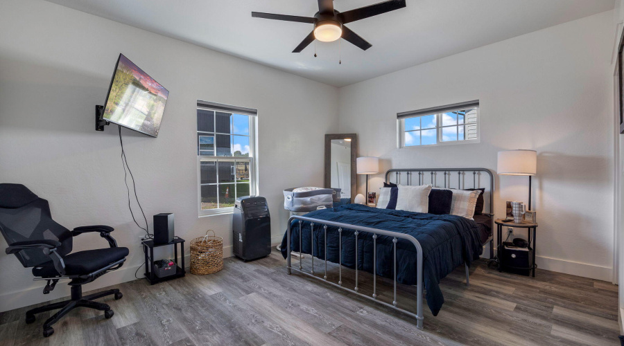 Guest House Master Suite