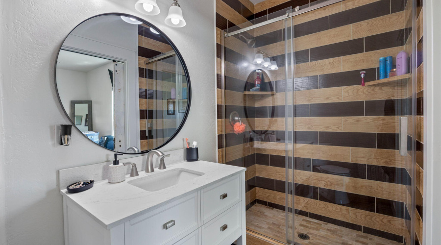 Guest House Master Bath