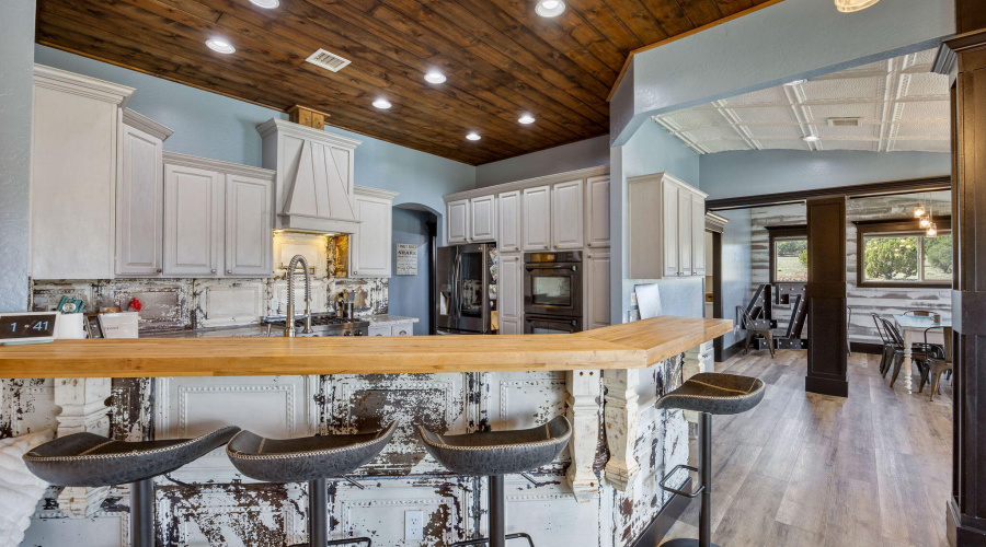 Kitchen Bar