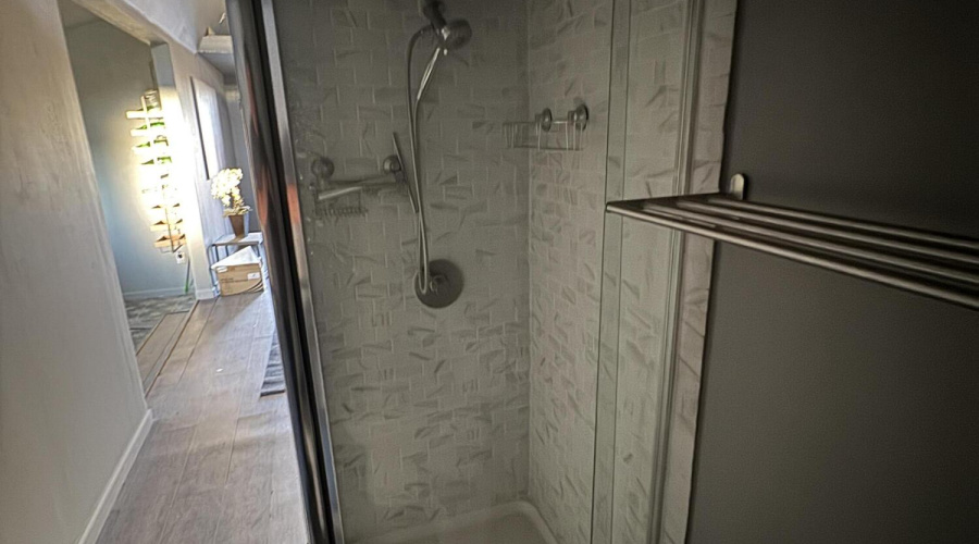 Interior 10