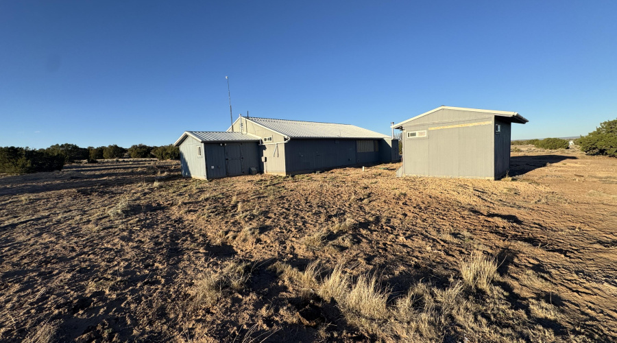 Lot 4