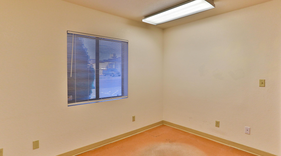 Exam Room 4 (2)