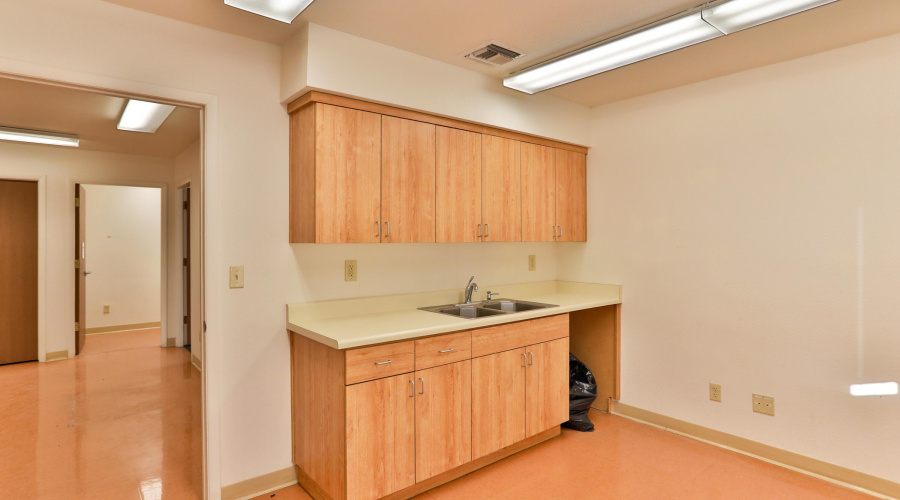 Exam Room 1 (2)