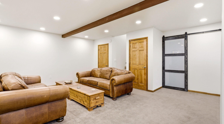 5067NHilltopDr-Pine-AZ-25