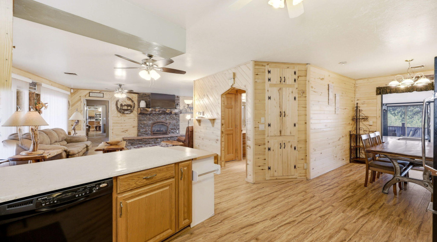 3121CedarDr-HeberOvergaard-AZ-12