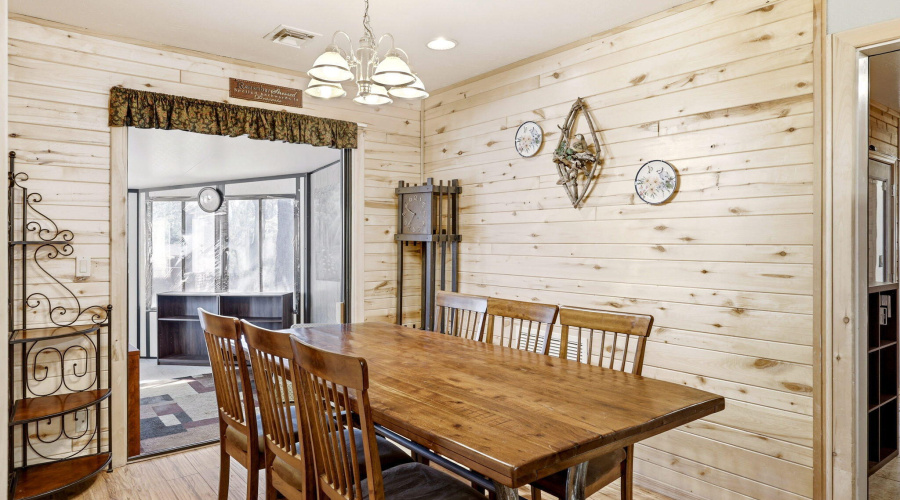 3121CedarDr-HeberOvergaard-AZ-13