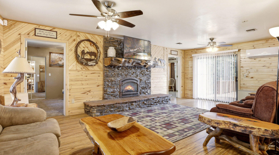 3121CedarDr-HeberOvergaard-AZ-7