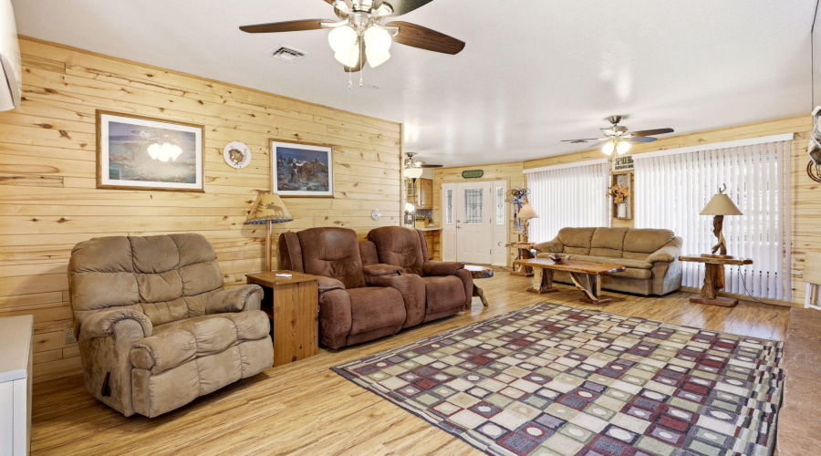3121CedarDr-HeberOvergaard-AZ-9