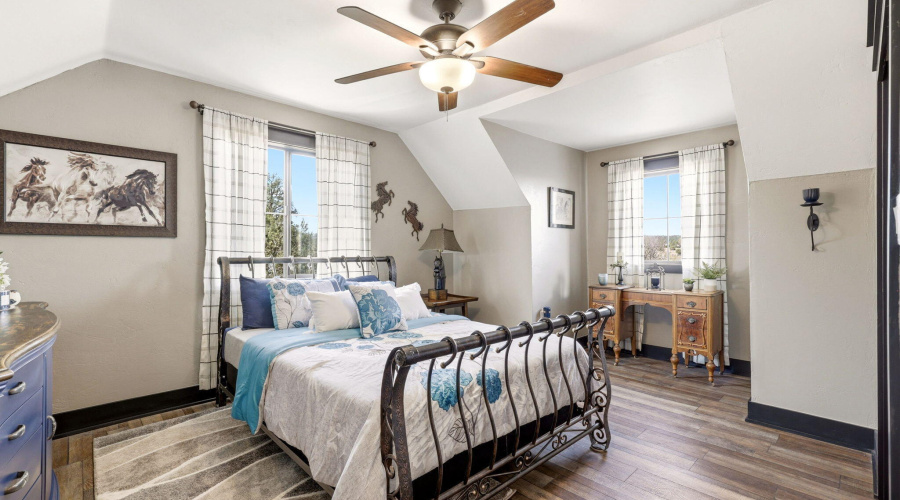 Upstairs Bedroom 3