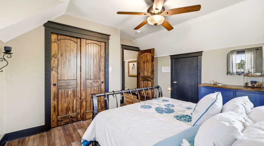 Upstairs Bedroom 3