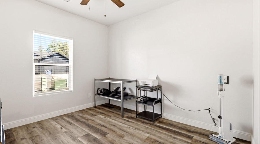Eagle View - Guest Bedroom 1