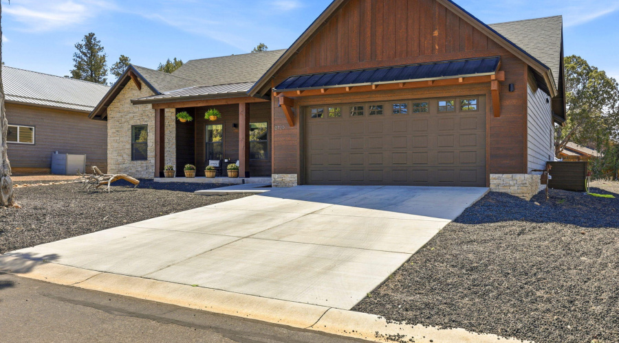 Eagle View - Front of Home 3